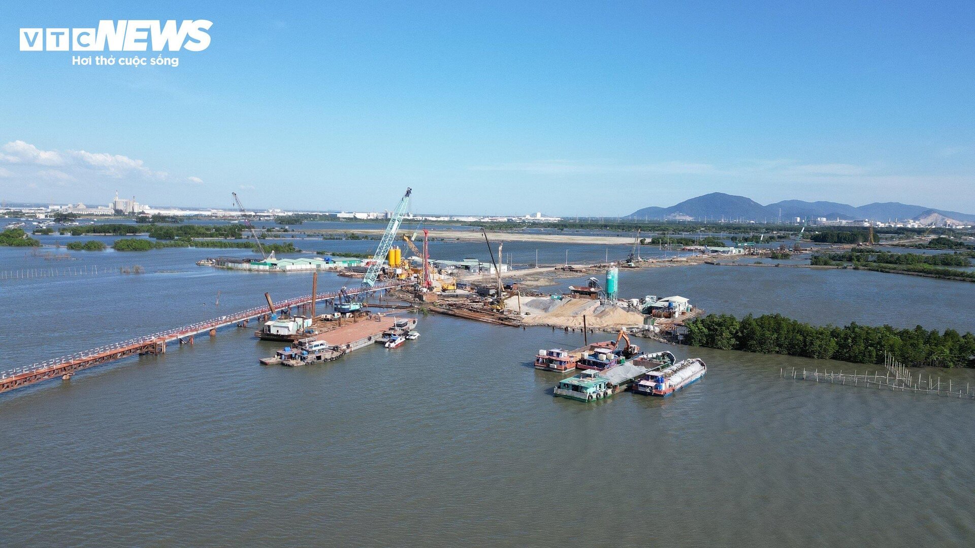Cầu gần 5.000 tỷ nối Đồng Nai và Bà Rịa - Vũng Tàu sau 7 tháng thi công - 16